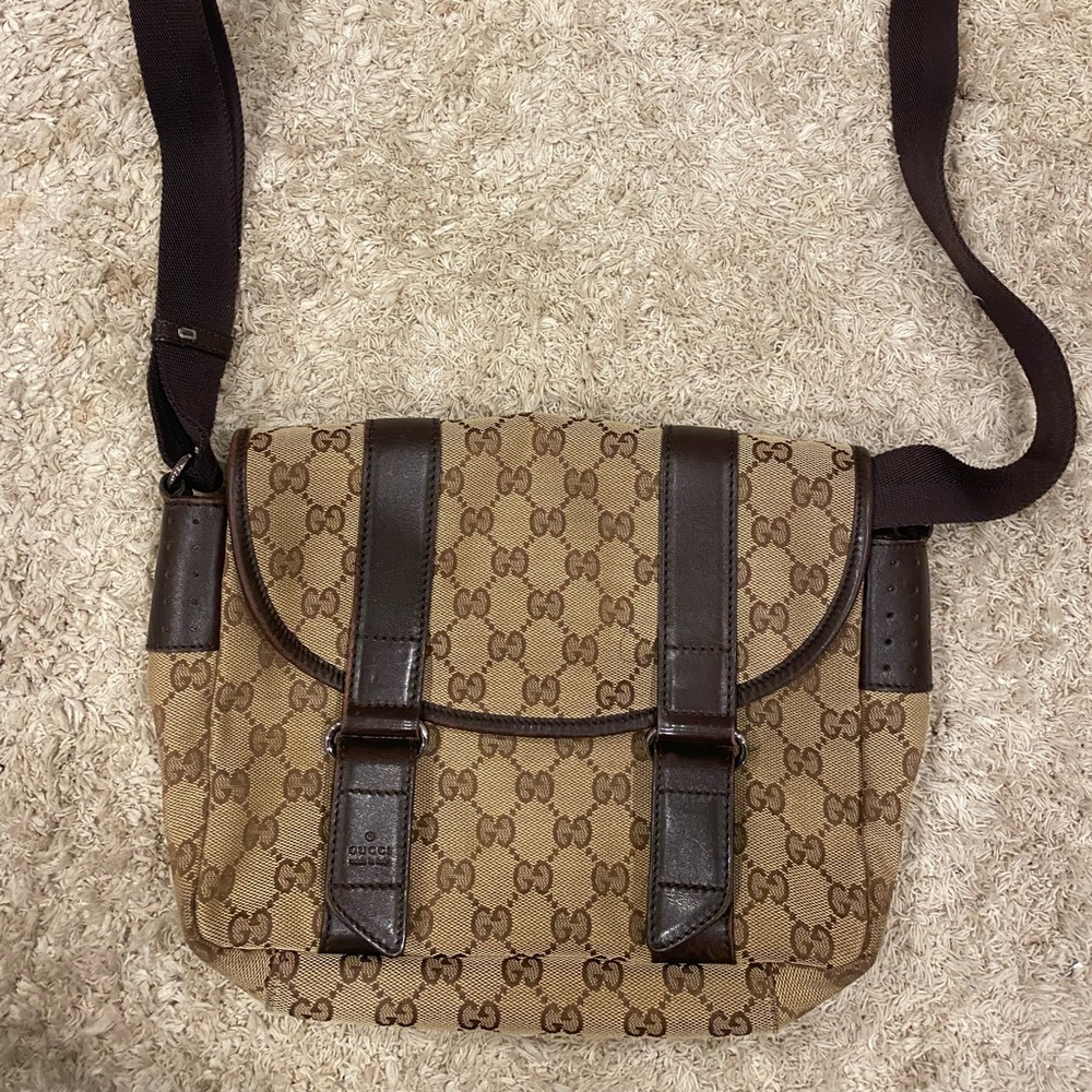Authentic Gucci vintage GG monogram